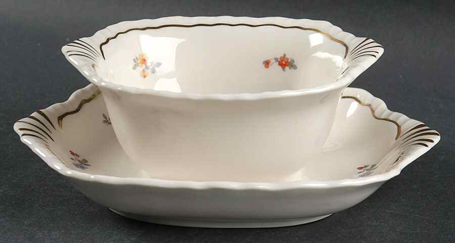 AB-514 Gravy Boat with Attached Underplate by Warwick-1