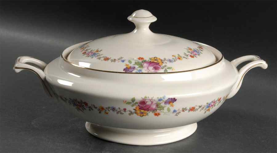 AB9474 Round Covered Vegetable by Warwick-1