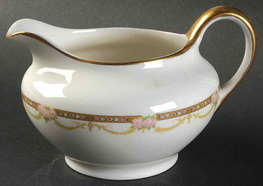 B9059 Creamer by Warwick-1