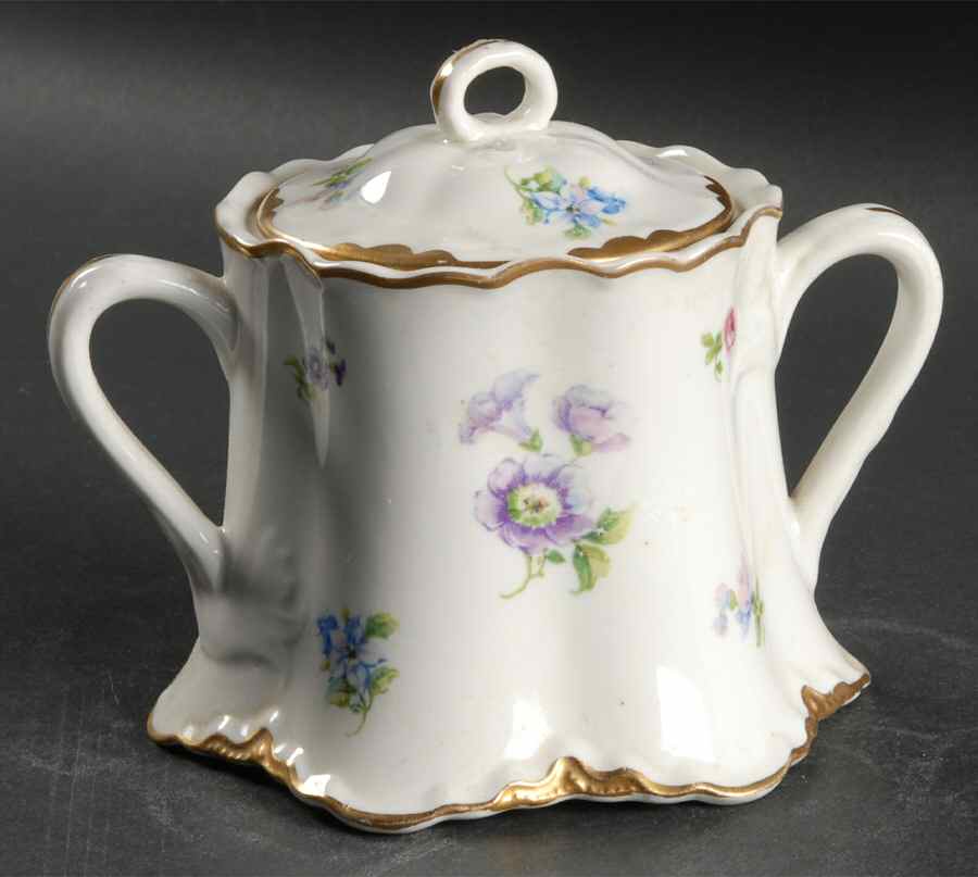 C2009 Sugar Bowl & Lid by Warwick-1