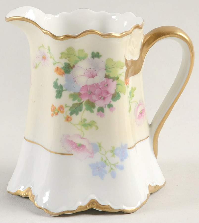 C2047 Creamer by Warwick-1
