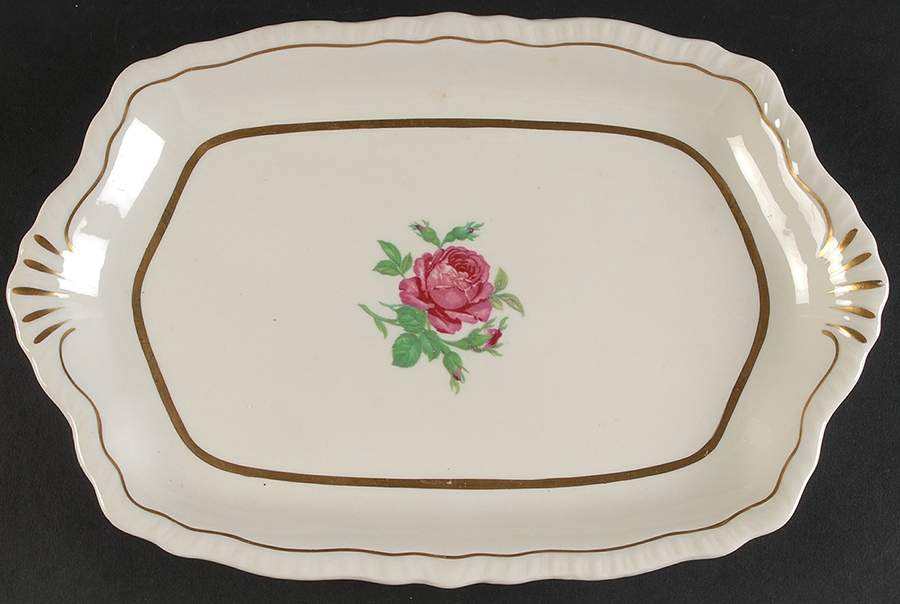 C527 11" Oval Serving Platter by Warwick-1
