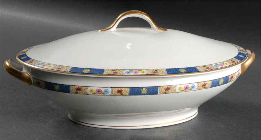 C9232 Oval Covered Vegetable by Warwick-1