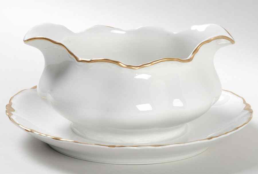 Chateau Gravy Boat with Attached Underplate by Warwick-1