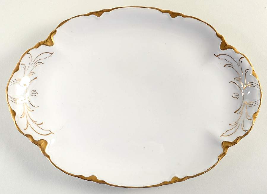 Chateau 11" Oval Serving Platter by Warwick-1