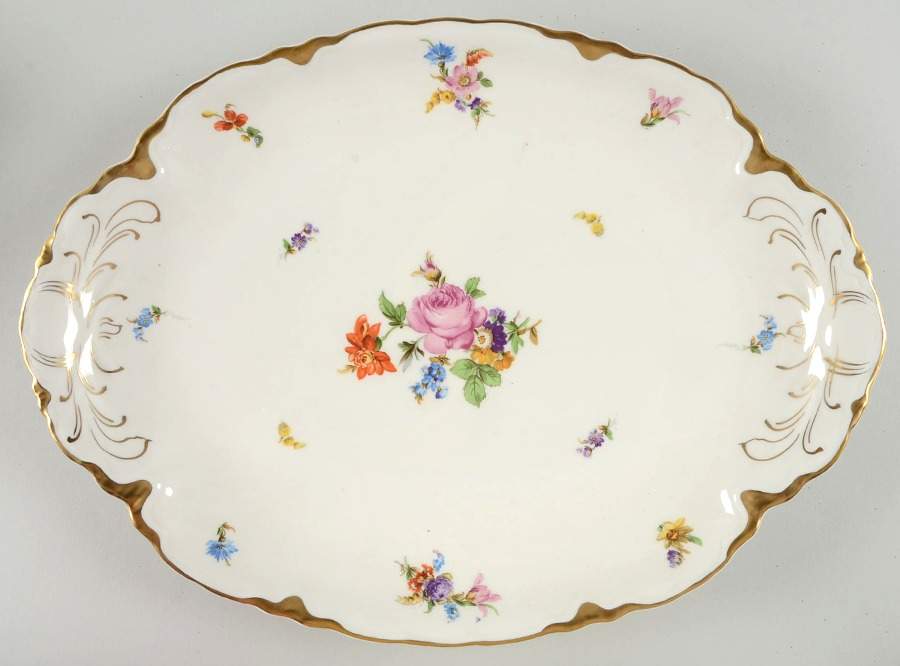 Dresden 15" Oval Serving Platter by Warwick-1