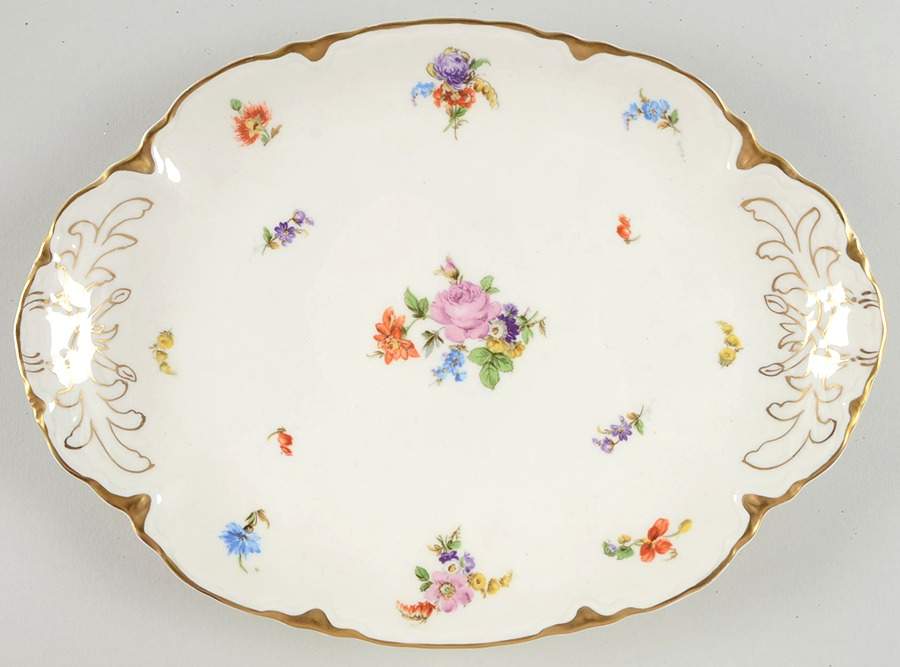 Dresden 11" Oval Serving Platter by Warwick-1