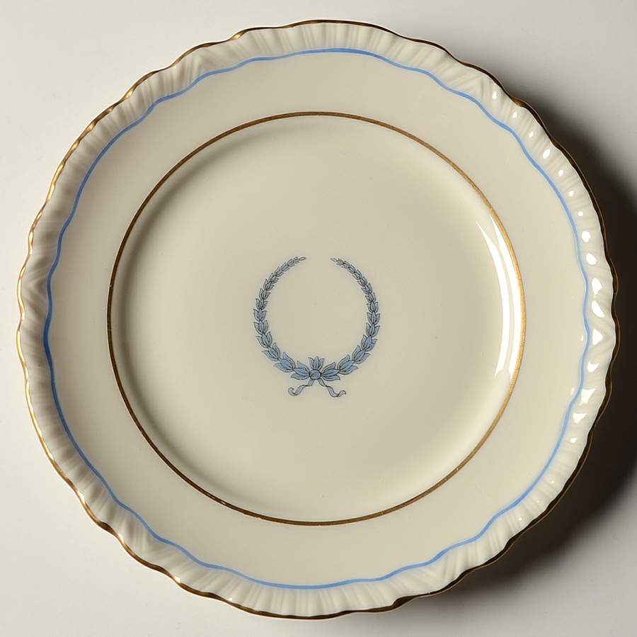Neo Classic Blue (Scallop. Gold) Dessert/Pie Plate by Warwick-1
