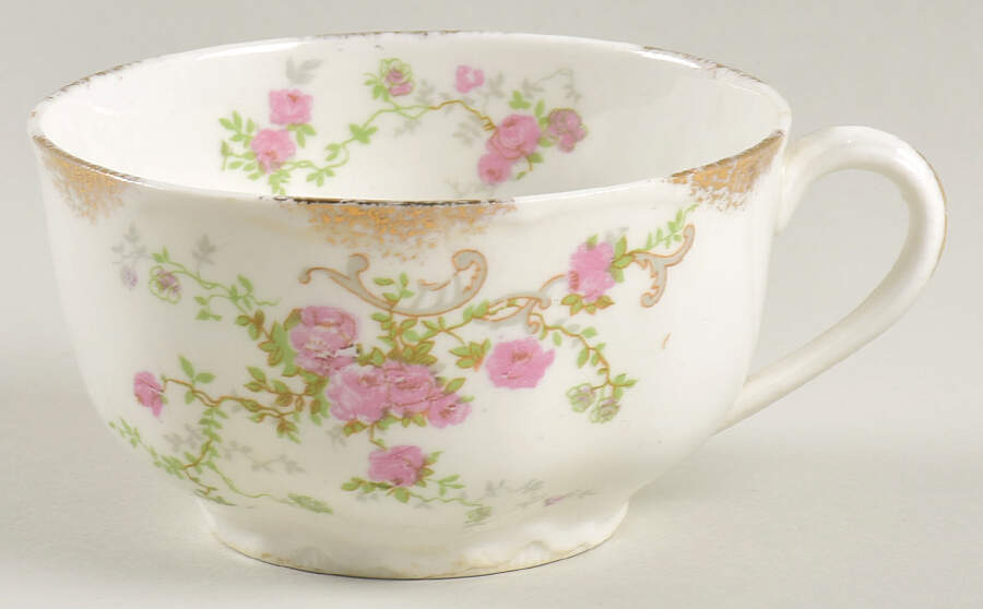 Old Abbey Flat Cup by Warwick-1
