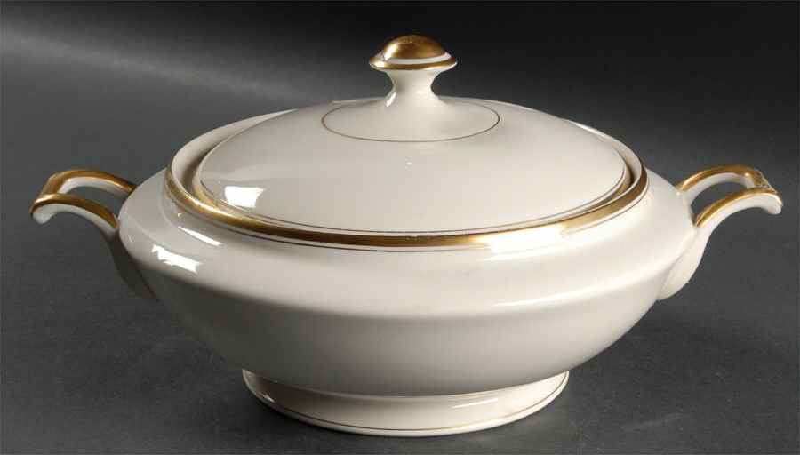 Regency Round Covered Vegetable by Warwick-1