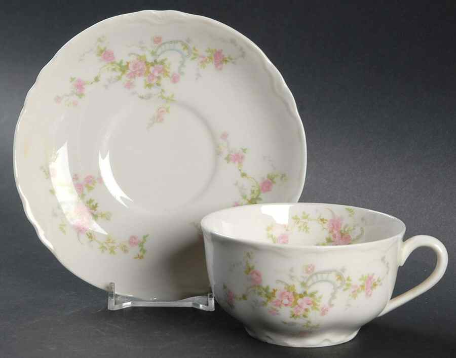 WAR21 (No Trim) Flat Cup & Saucer Set by Warwick-1