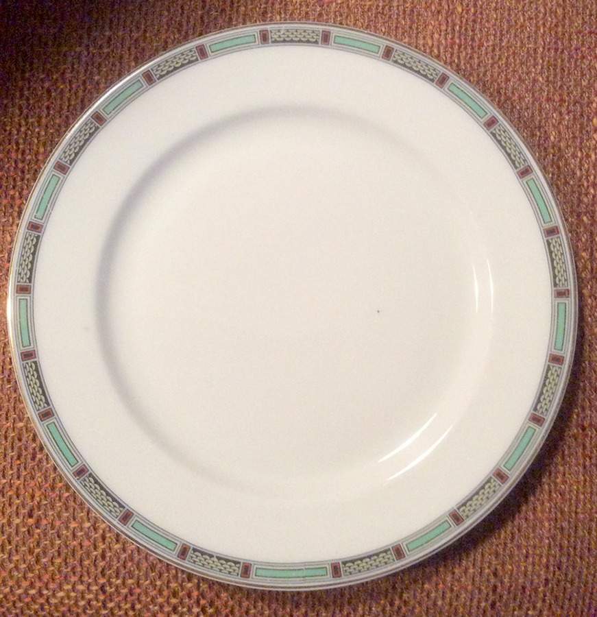 WAR7 Dinner Plate by Warwick-1