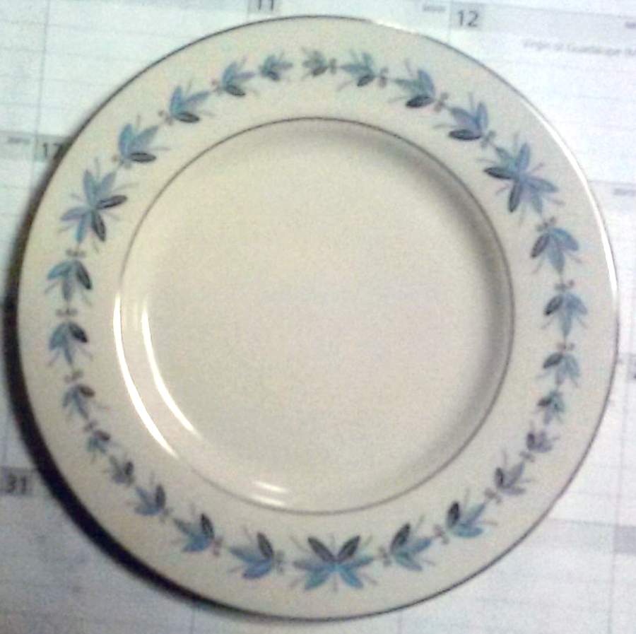 Angelica Dinner Plate by West Bend-1