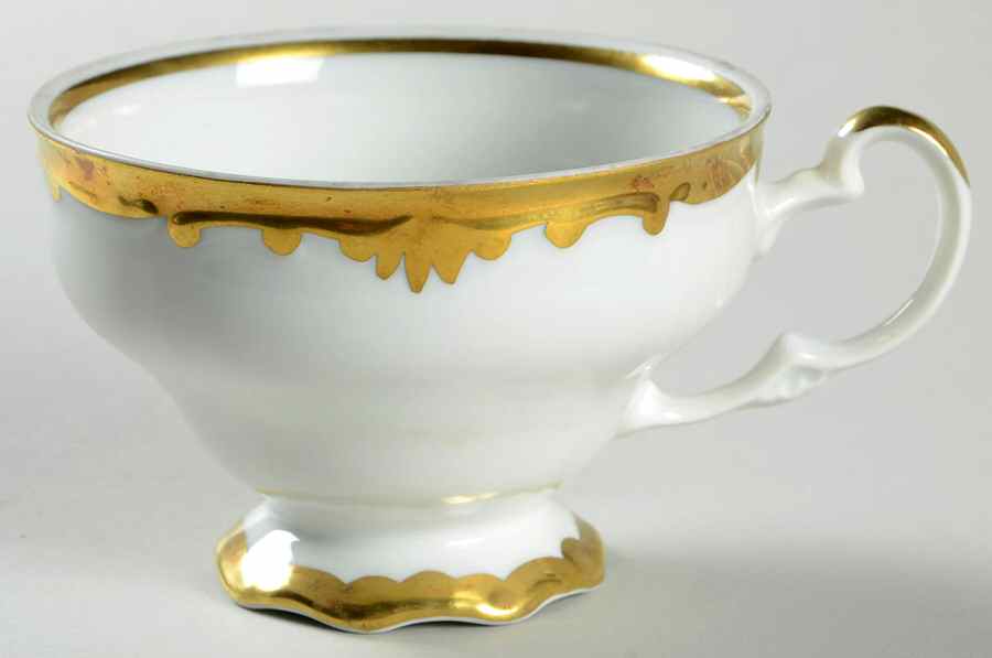 15010 Footed Cup by Weimar-1