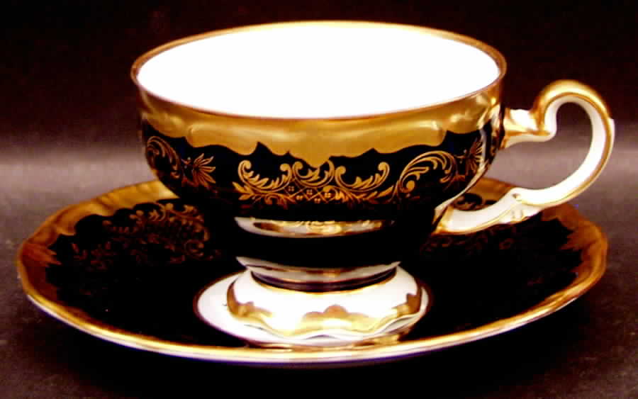 20003 (Katharina Shape) Footed Cup & Saucer Set by Weimar-1