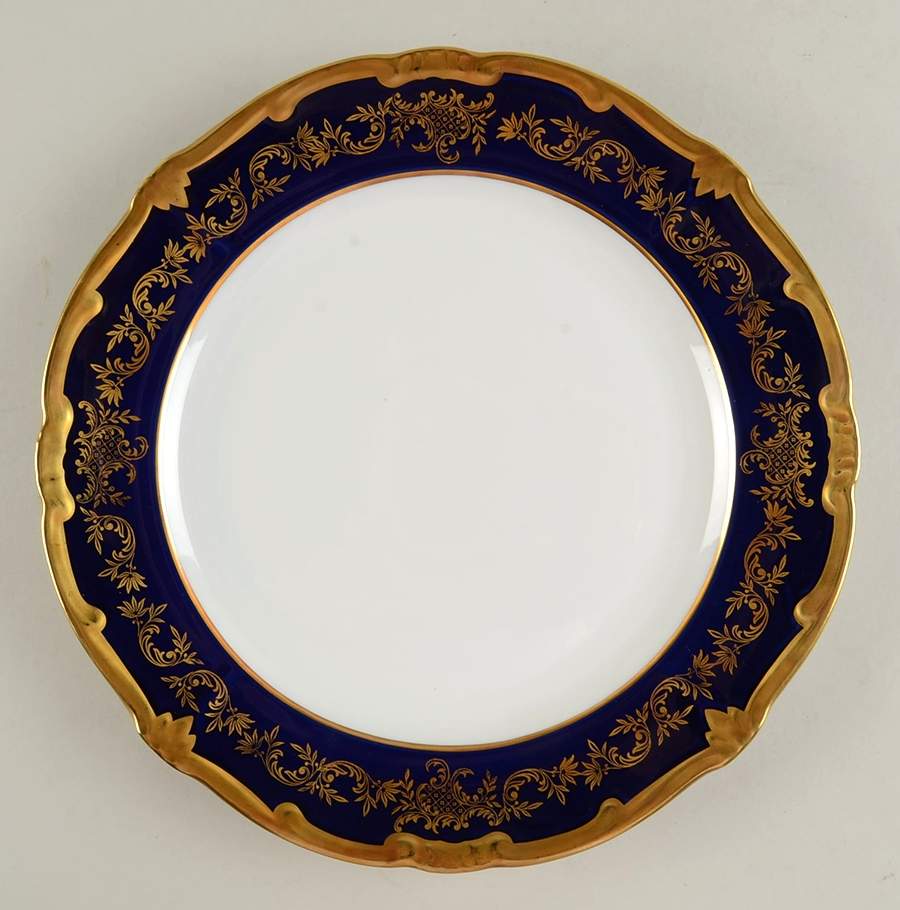 20003 (Katharina Shape) 12" Chop Plate (Round Platter) by Weimar-1