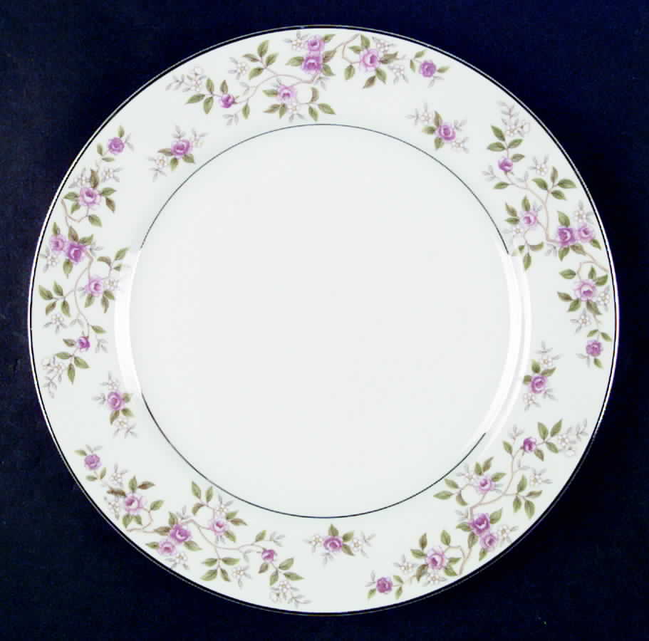 Denise Dinner Plate by Wellin-1