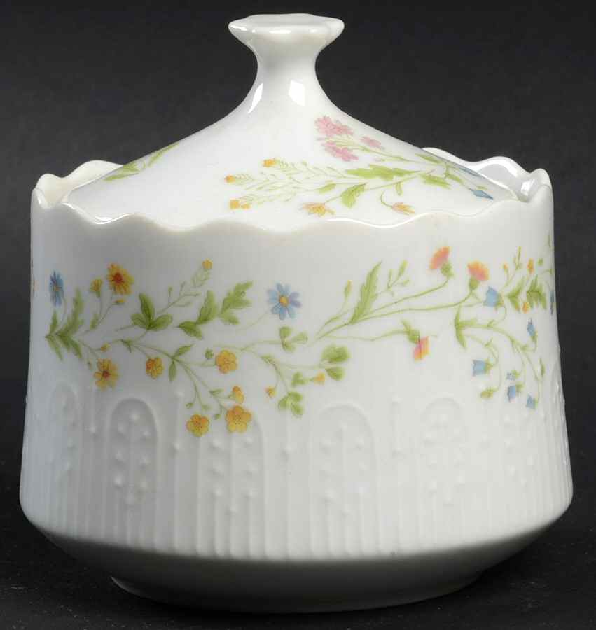 Marseille Sugar Bowl & Lid by Wellin-1