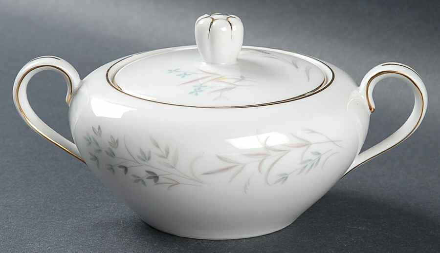 Annette Sugar Bowl & Lid by Wentworth-1