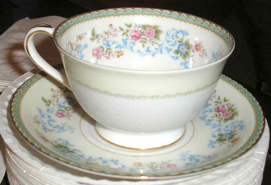 Blutrail Footed Cup & Saucer Set by Wentworth-1