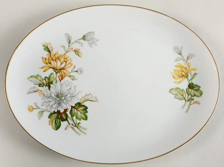 Chrysanthemum 14" Oval Serving Platter by Wentworth-1