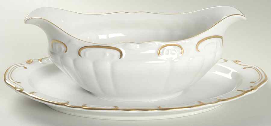 Coronet Gravy Boat with Attached Underplate by Wentworth-1