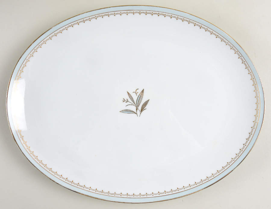 Deauville 14" Oval Serving Platter by Wentworth-1