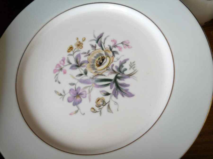 Drucilla Dinner Plate by Wentworth-1