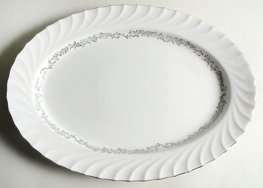Eternity 14" Oval Serving Platter by Wentworth-1