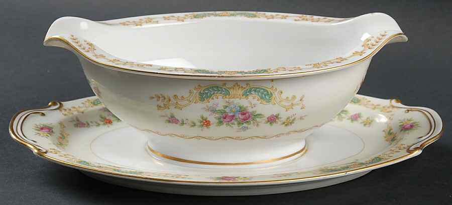 Felicia Gravy Boat with Attached Underplate by Wentworth-1
