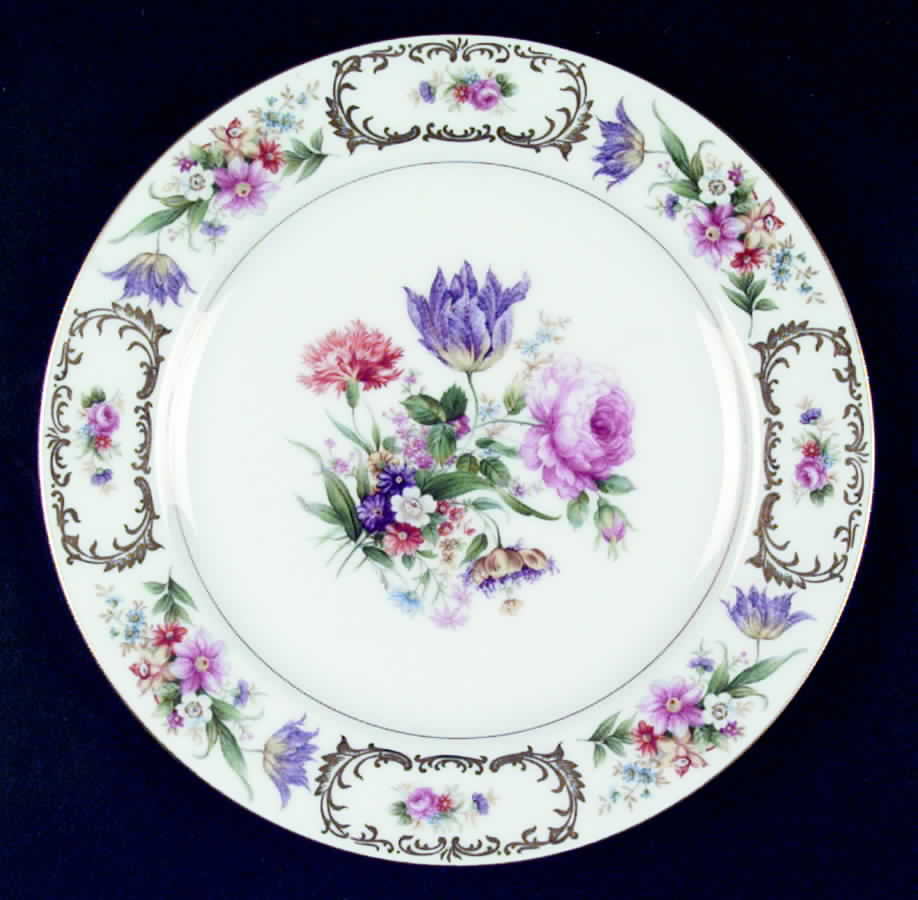 Frederika Dinner Plate by Wentworth-1