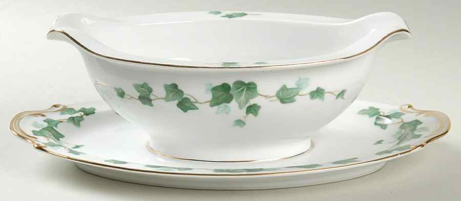 Hedera Gravy Boat with Attached Underplate by Wentworth-1