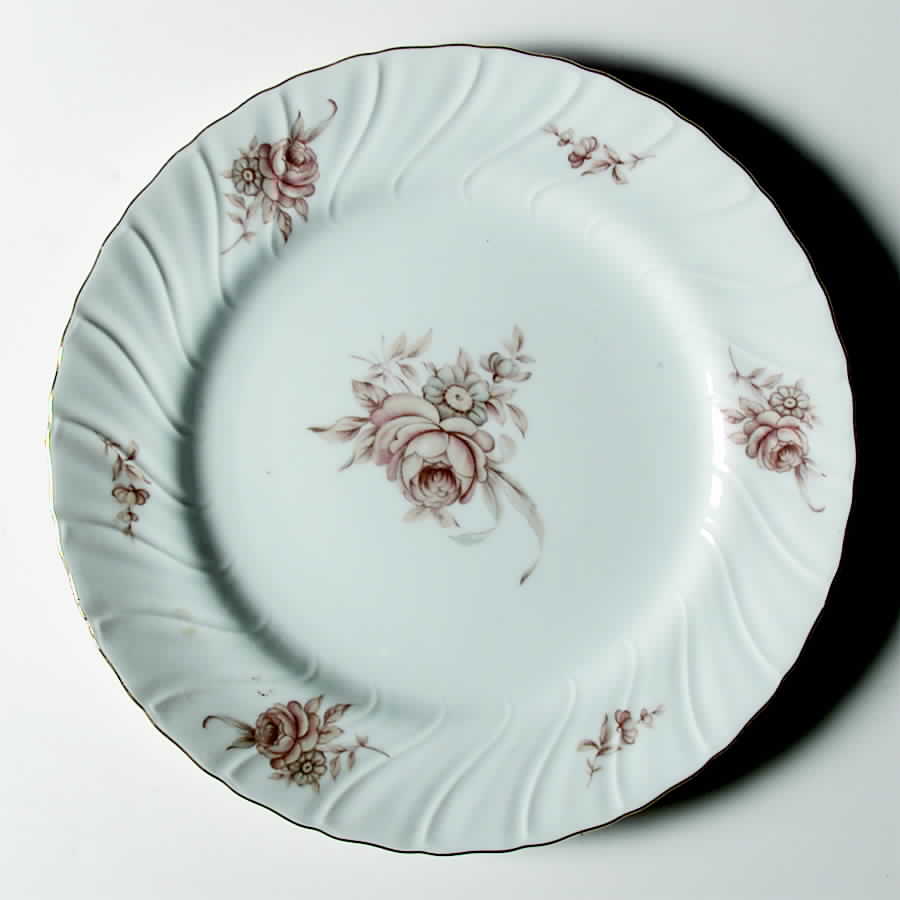 Maria Dinner Plate by Wentworth-1