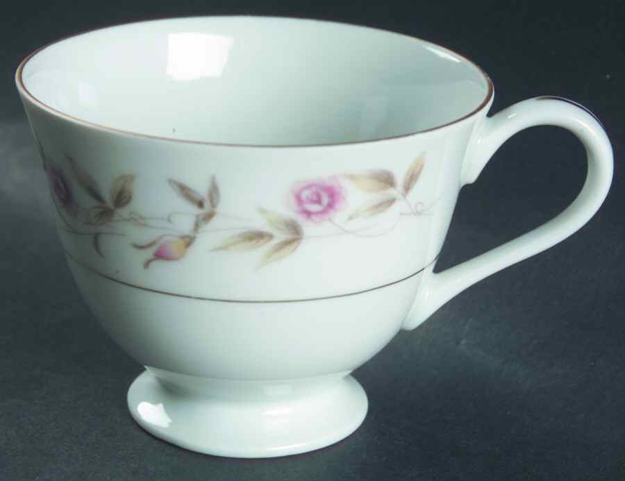 Rosemarie Footed Cup by Wentworth-1