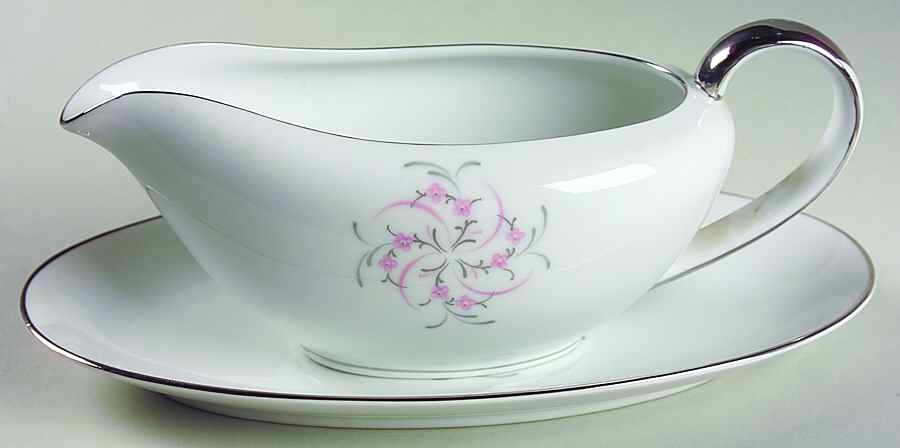 Serenada Gravy Boat & Underplate/Relish by Wentworth-1