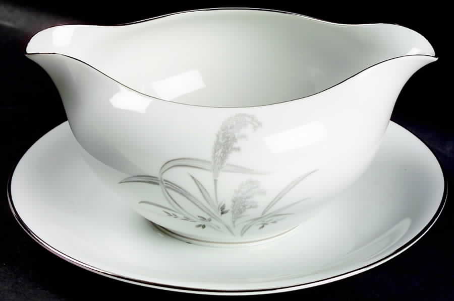 Silver Wheat Gravy Boat with Attached Underplate by Wentworth-1
