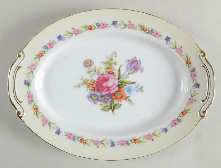 Tulip 12" Oval Serving Platter by Wentworth-1