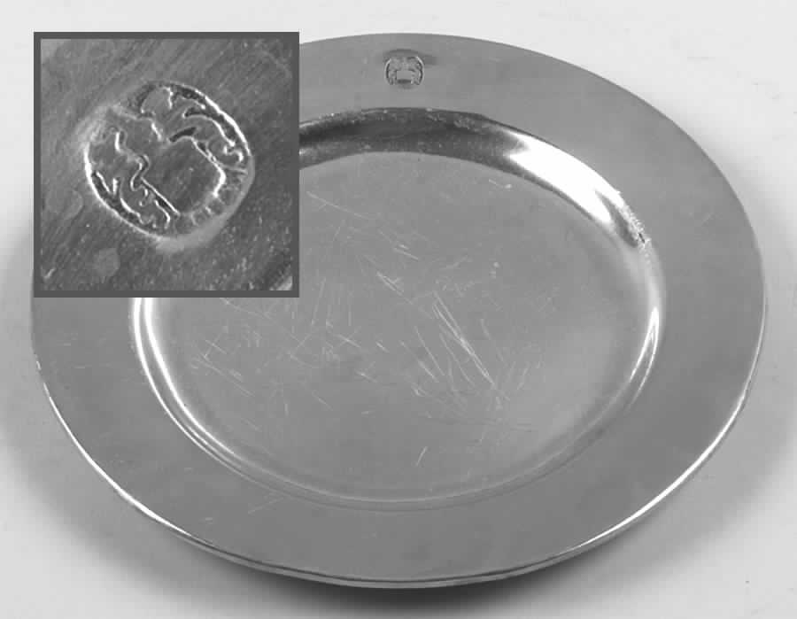 Colonial (Armetale, Hollowware) Dinner Plate by Wilton Armetale-1