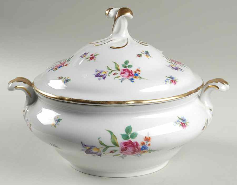 Meissen Gardens Bayreuth Round Covered Vegetable by Winterling - Bavaria-1