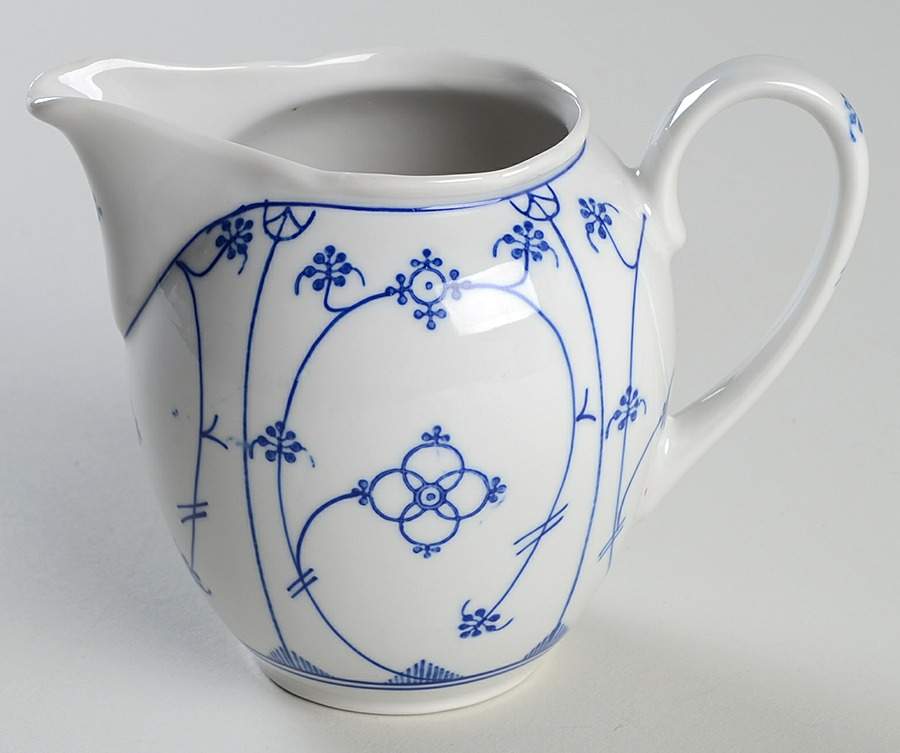 Strawflower (Scalloped) Creamer by Winterling - Bavaria-1