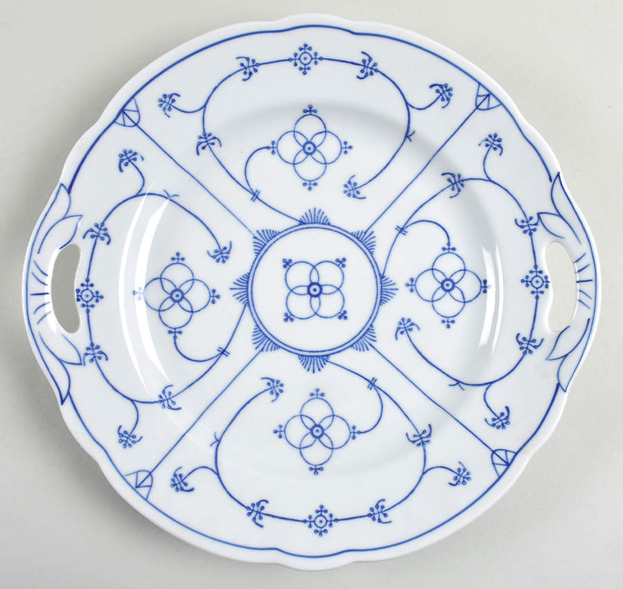 Strawflower (Scalloped) Handled Cake Plate by Winterling - Bavaria-1
