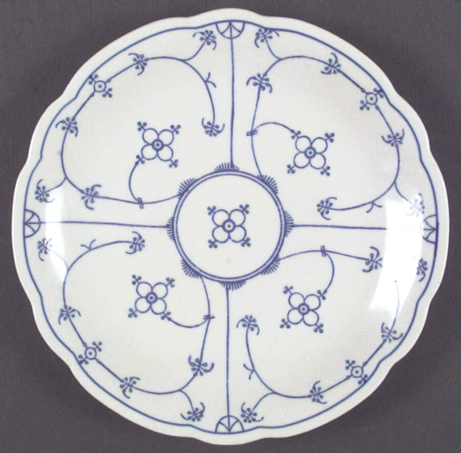 Strawflower (Scalloped) Coupe Salad Plate by Winterling - Bavaria-1
