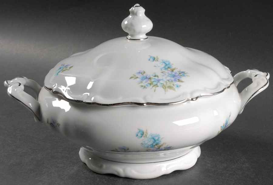 Tivoli (Scallop, Scroll Fan Edge) Round Covered Vegetable by Winterling - Bavaria-1