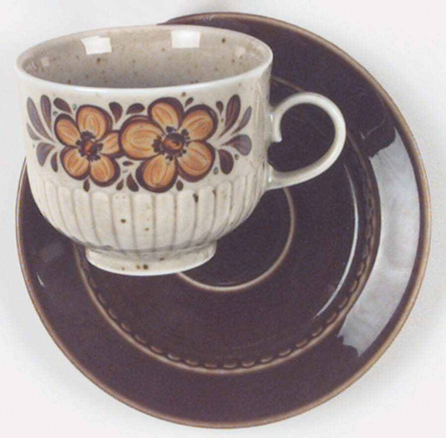 WIG104 Footed Cup & Saucer Set by Winterling - Bavaria-1
