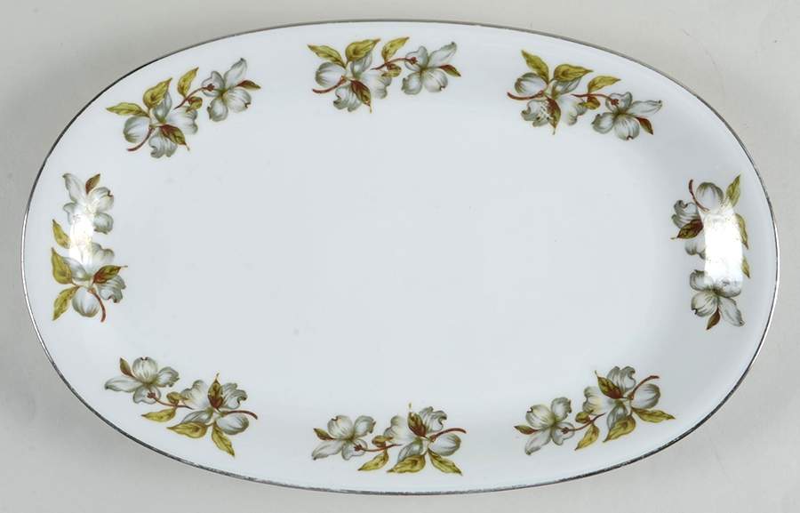 Dogwood (Smooth, Coupe) 12" Oval Serving Platter by Winterling - Bavaria-1