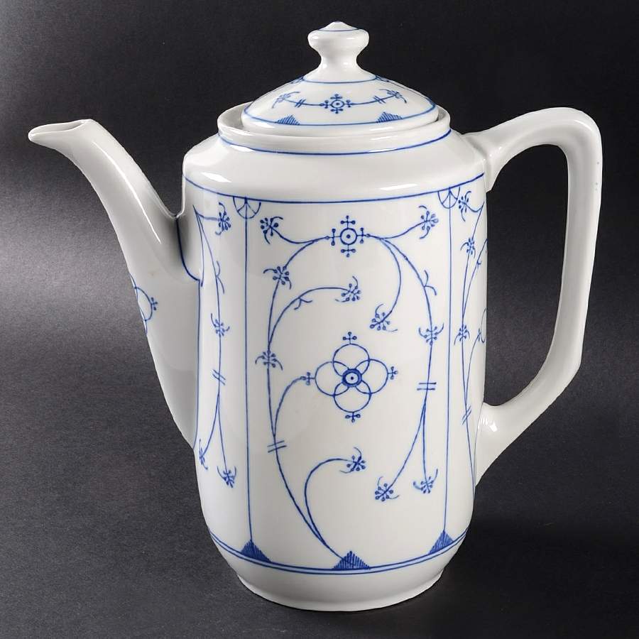 Strawflower (Smooth) Coffee Pot & Lid by Winterling - Bavaria-1