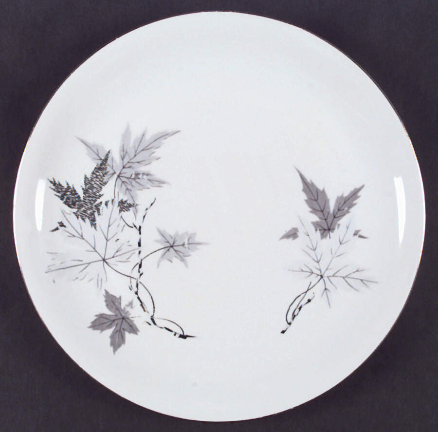 4263B Dinner Plate by Winterling - Bavaria-1