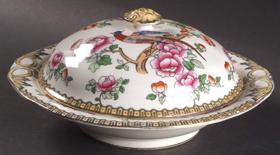 Pheasant (Smooth) Round Covered Vegetable by F Winkle-1