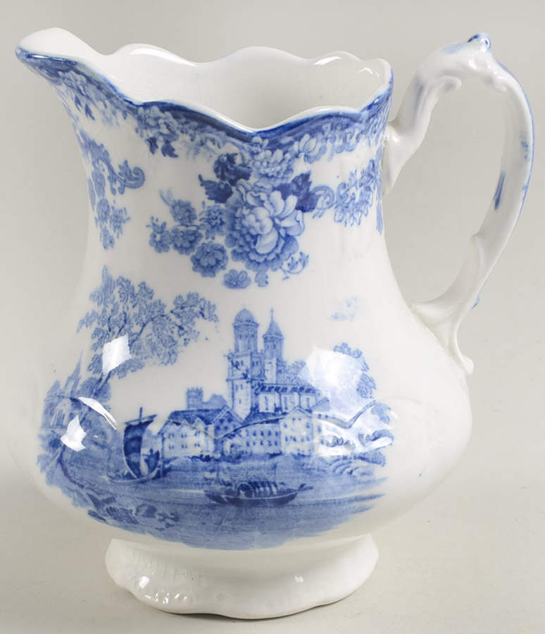 Togo (Flow Blue) Creamer by F Winkle-1