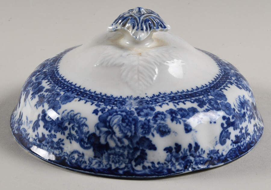Togo (Flow Blue) Lid for Round Butter by F Winkle-1